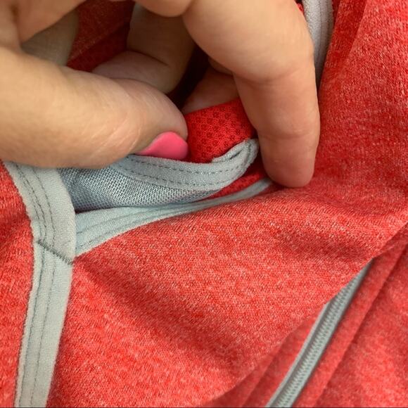 Nike Dri-Fit Red Zip-Up Jacket Gray Trim Detail - Picture 8 of 12